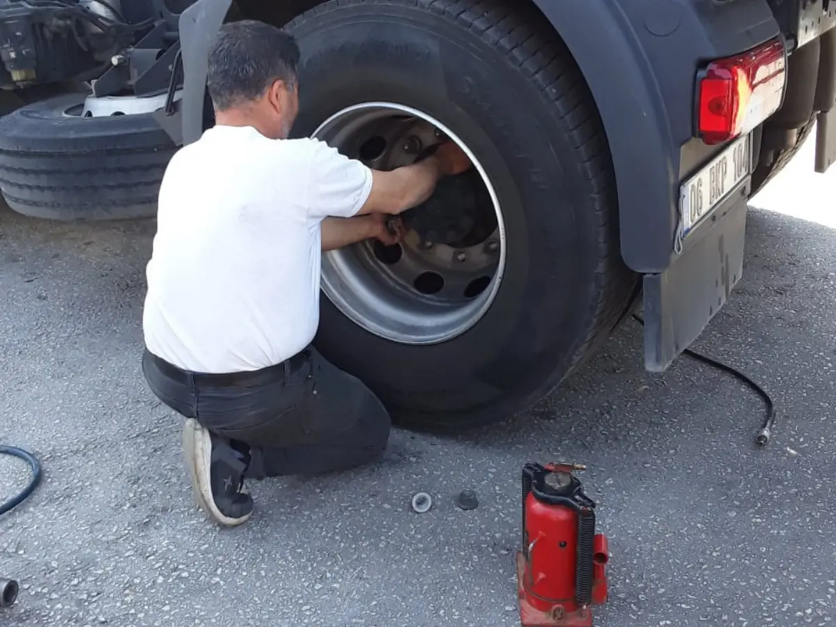 Karaburun Oto Lastikçi